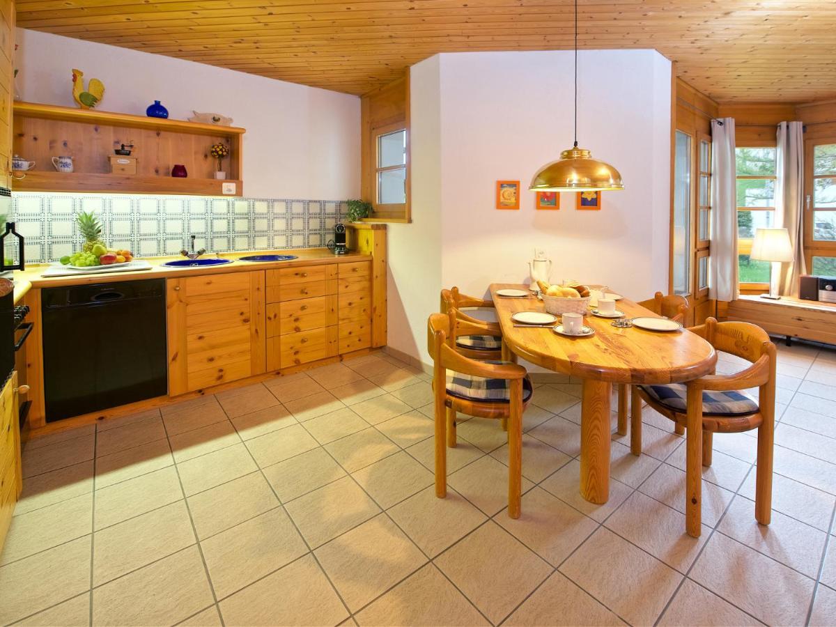 Schweizerhof Ferienwohnungen Lenzerheide 5 ห้อง รูปภาพ